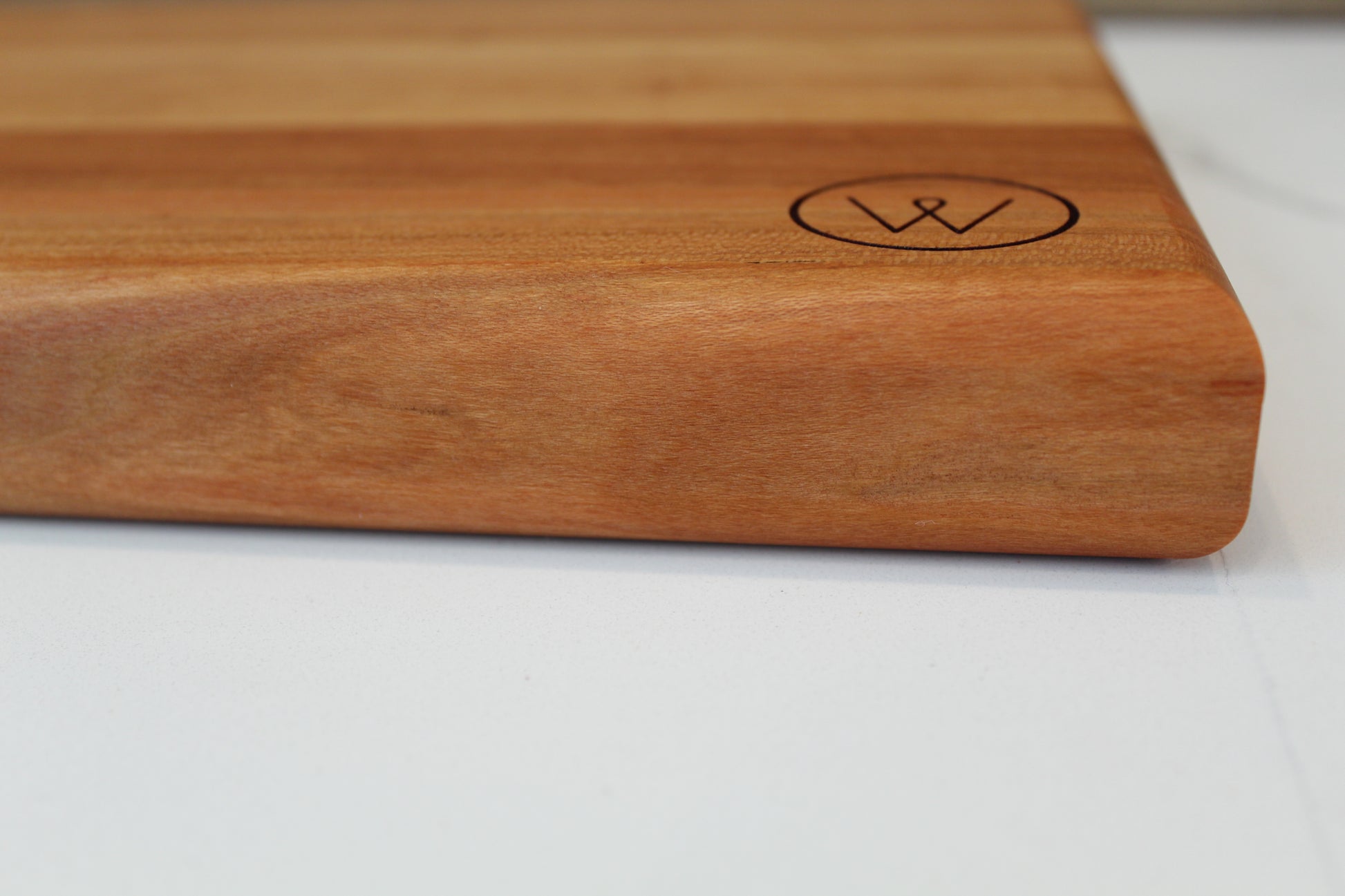 Cutting Board - Maple Board with Handle - Medium